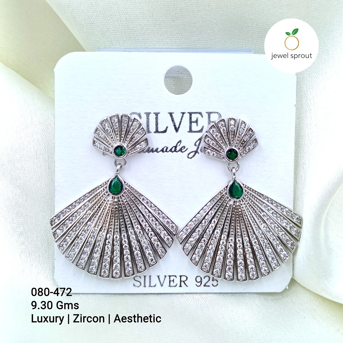 Elegant Mesmerizing Fusion Premium Earrings in Zircon