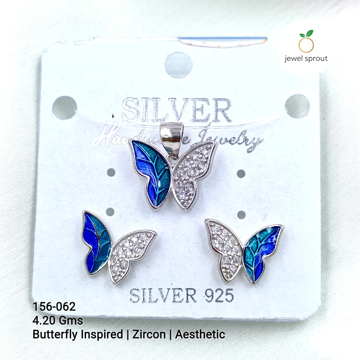 Butterfly Inspired Zircon Pendant Set - Aesthetic Design