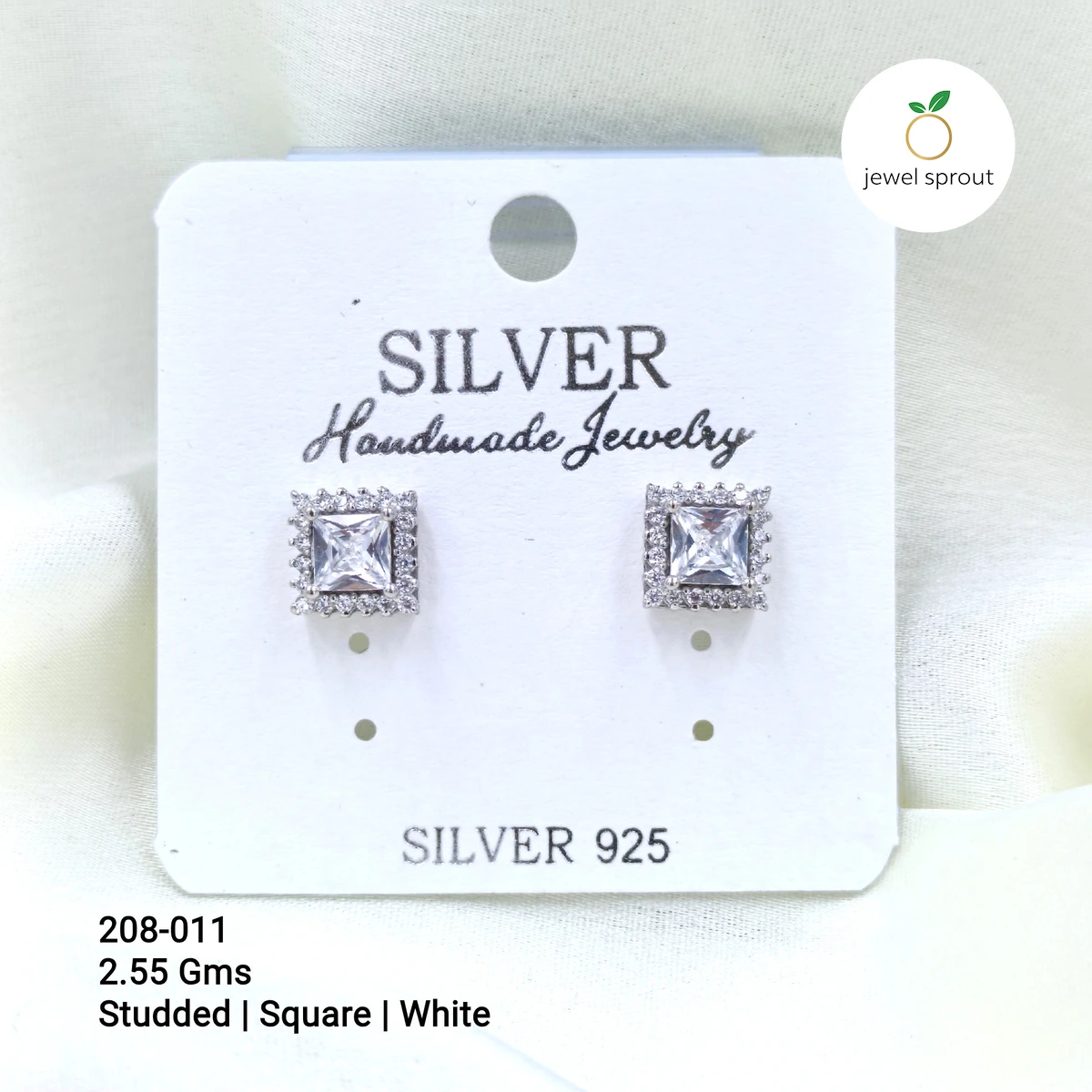 Elegant White Solitaire Shape Tops Earrings in 925 Silver